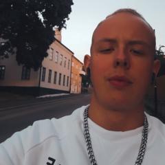 Max Eriksson