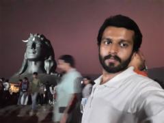 Karthik R