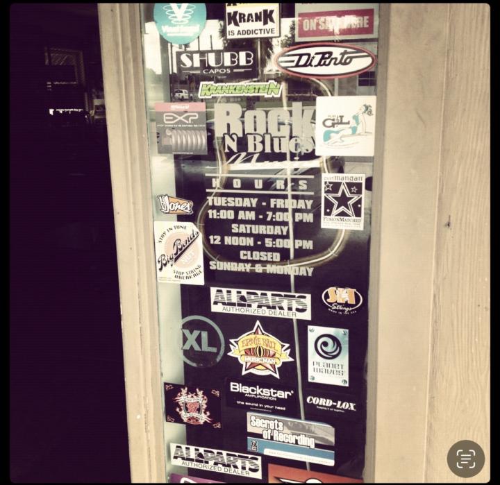 The Old Guitar Shop 