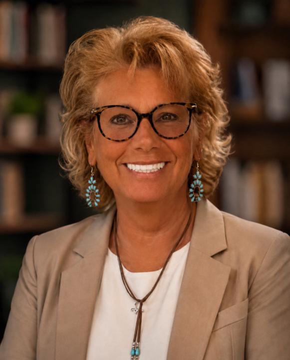 Mary Lindhartsen