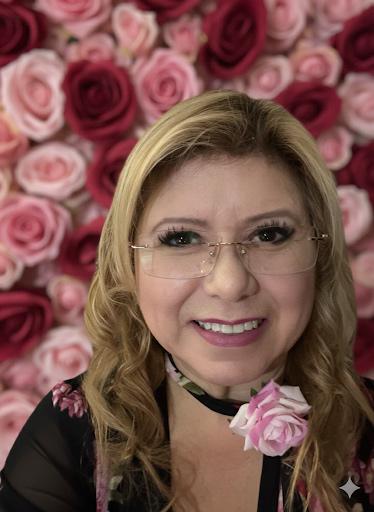 Stella Lopez