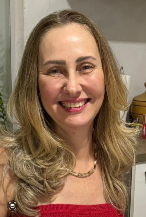 Jacqueline Oliveira Castro