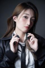 Winnie Ho