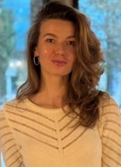 Юля Бєлова