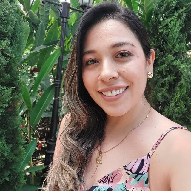 Diana C Peña Ch