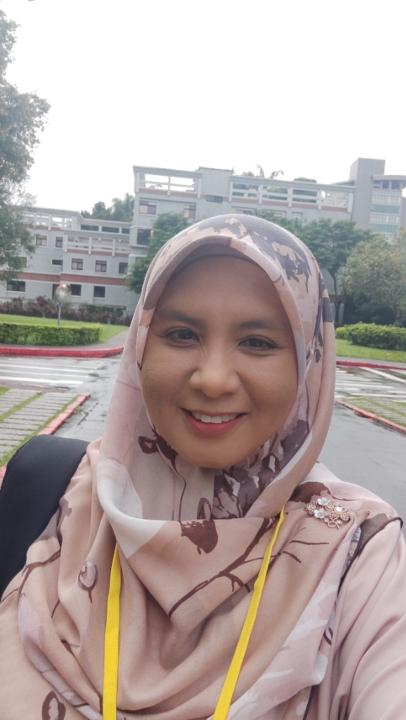 Erny Arniza Ahmad