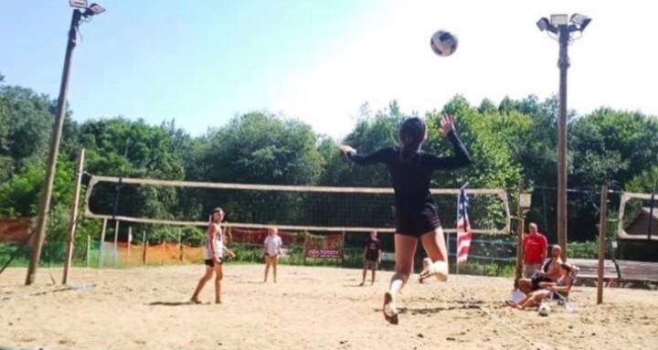 Volleyball Skills & Drills