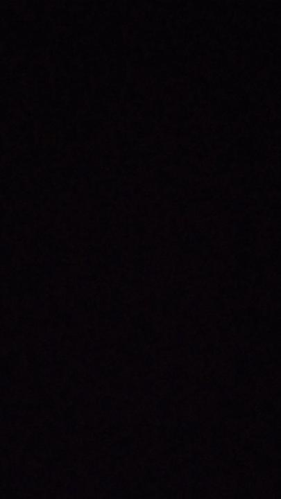 H L