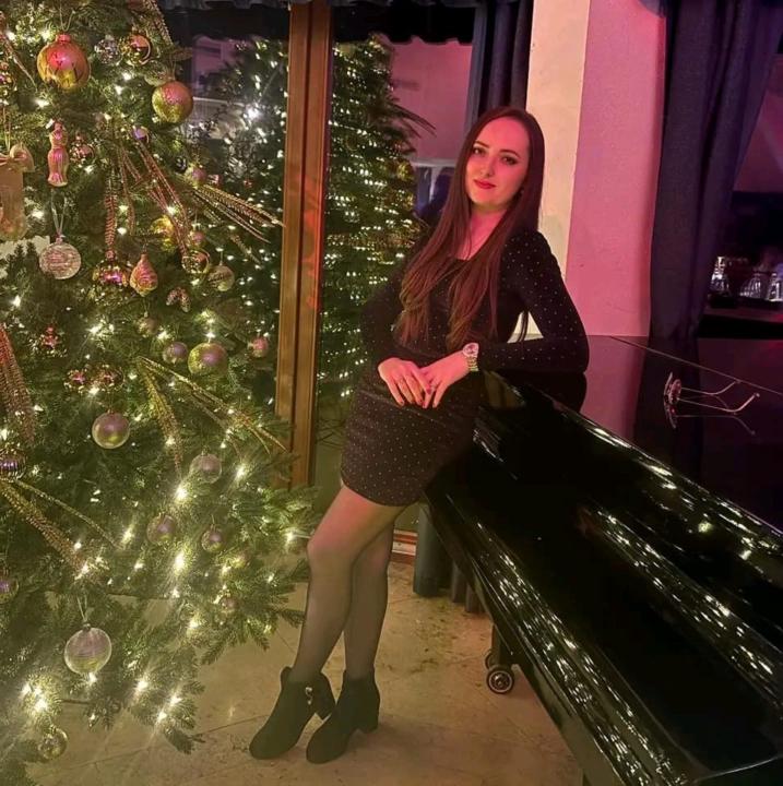 Elena Martínez Ruiz