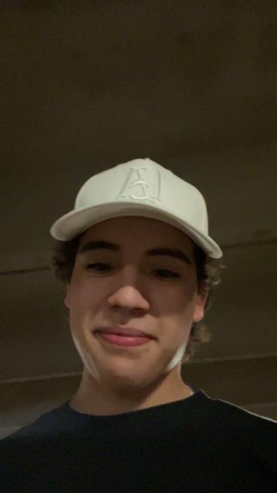 Isaac Salinas