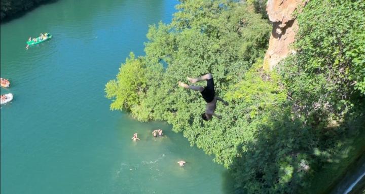 Cliff Jumping School