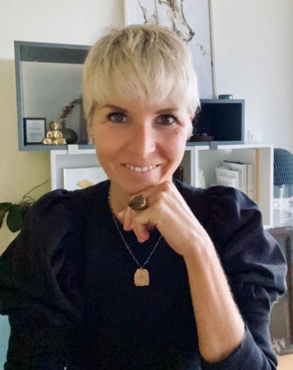 Emmanuelle Grau