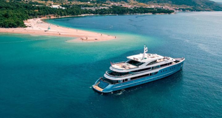 Making money with SUPERYACHTS 