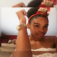 Ghishe Leonora