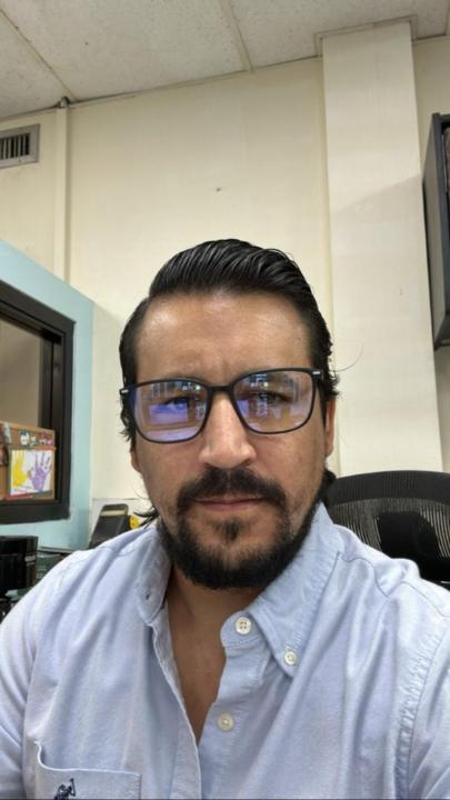 Xavier Roca Zambrano