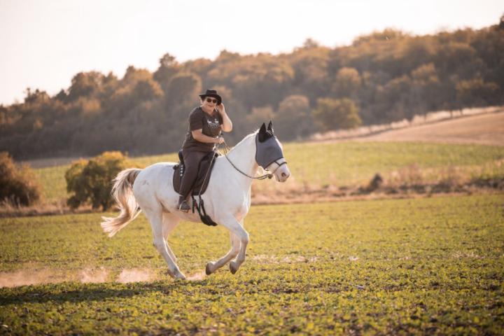 Anne-Barbara Bernhard