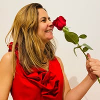 Dr Juliana Meira, LovetoDateForever
