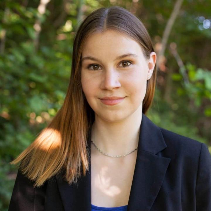 Julia Schnider