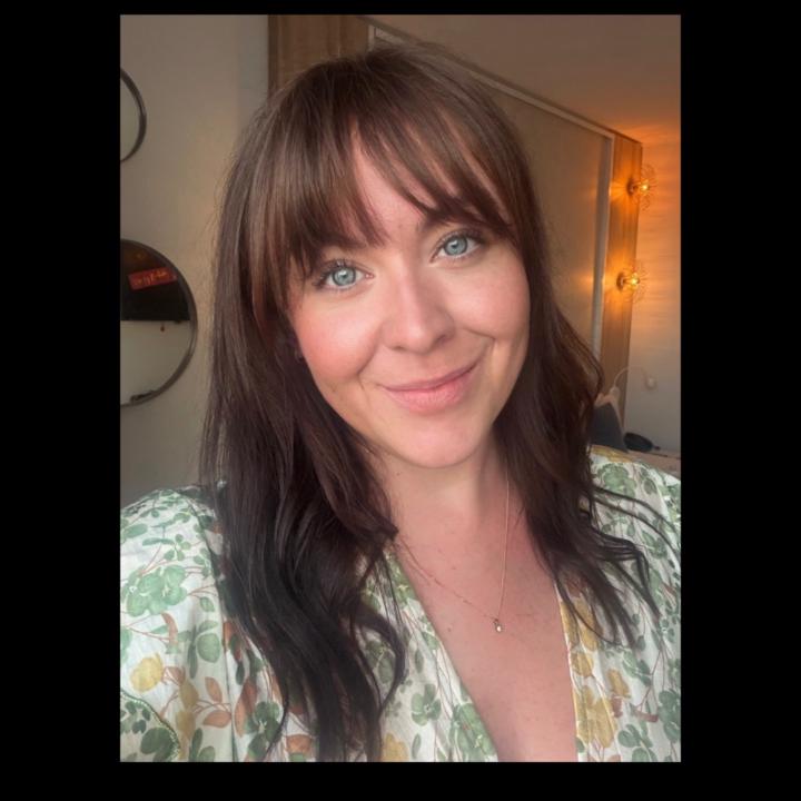 Chloe Doust