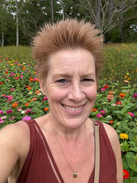 Suzanne D