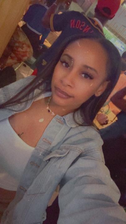 Laritha Adams