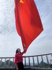 Phạm Hương