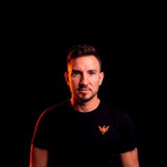 Armand Lux