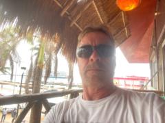 Kevin Simmons