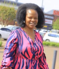 Esther Nkosi