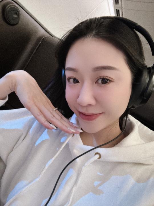 Chloe Lin