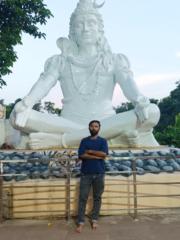Yogesh Kapil
