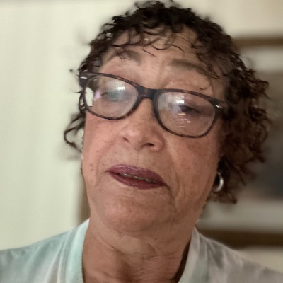 Evelyn DeAngelis