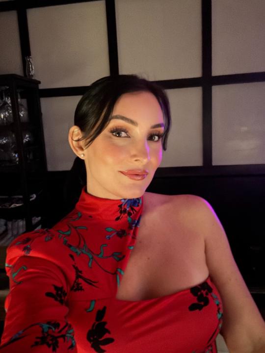 Kimberly Hrezo