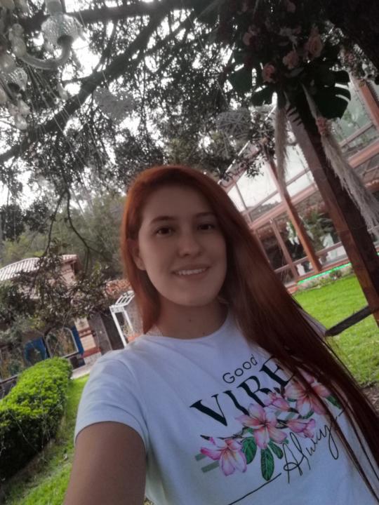 Angela Arias