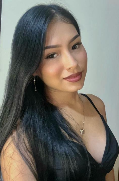 Angie Veliz