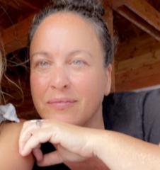 Laura Jackson