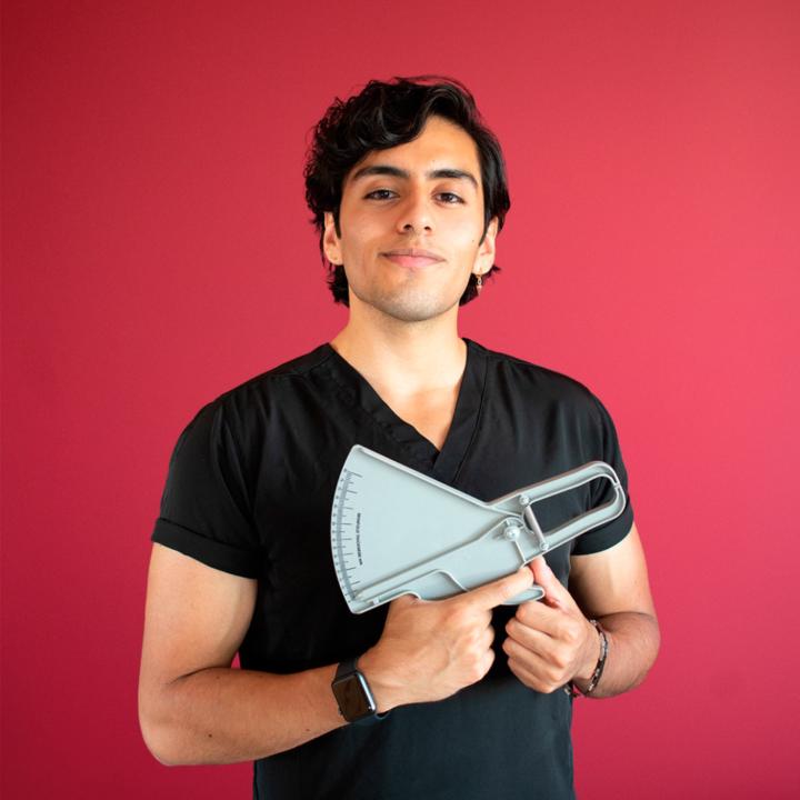 Alejandro Mora