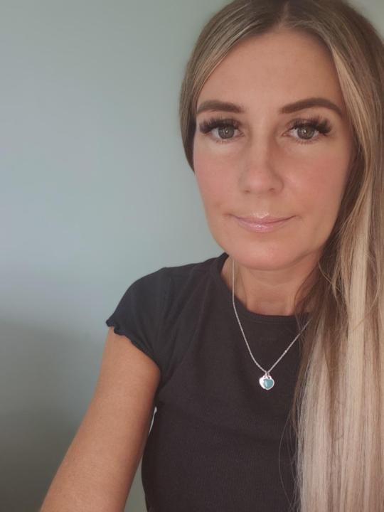 Anna Haynes