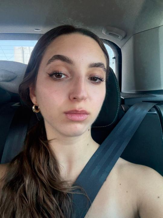 מיה דגן