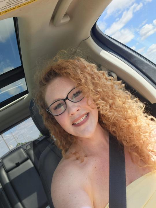 Lindsey Lewis