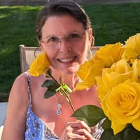 Lori Aragon