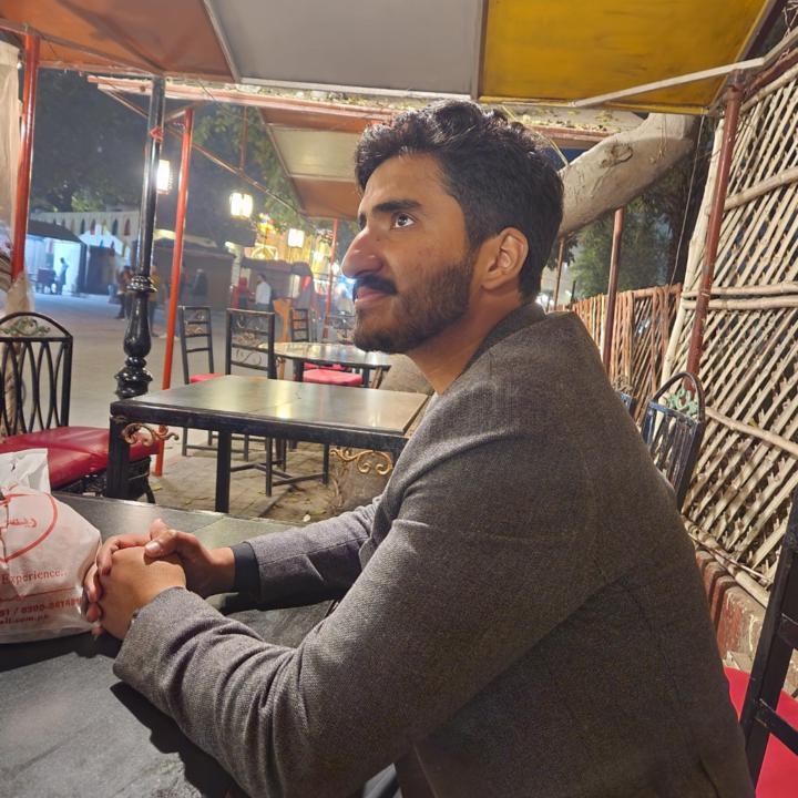 Hasnain Waris