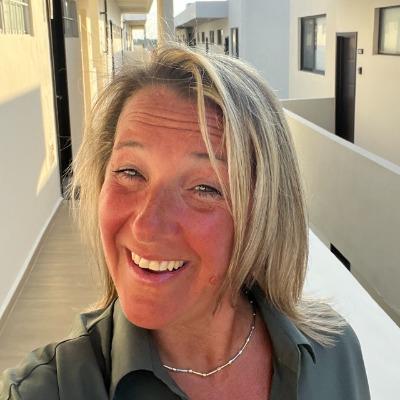 Cynthia Thorne