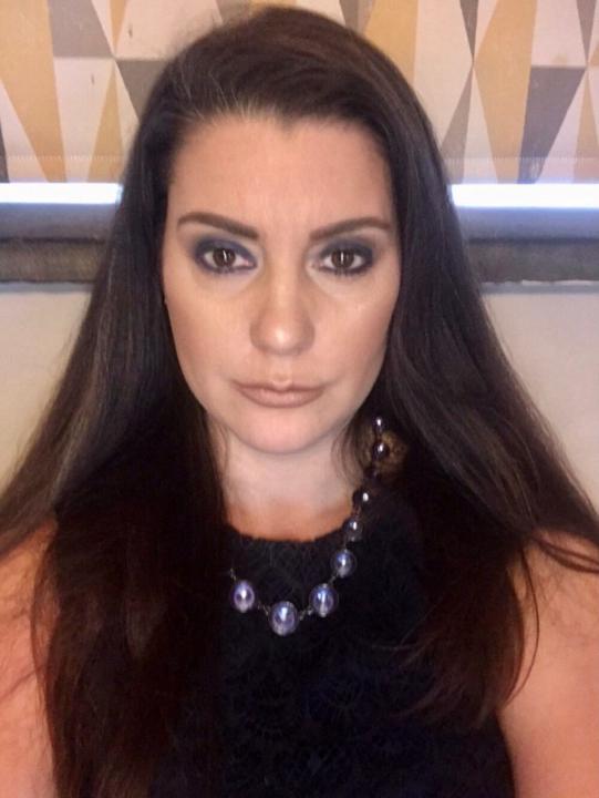 Melanie Lewis