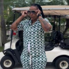 RoyalTee RoyalTee