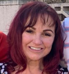 Renee Lyons