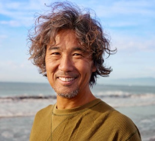 Aron Lee