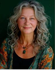 Cat von Hassel-Davies