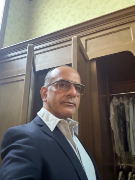 Suresh Khemlani