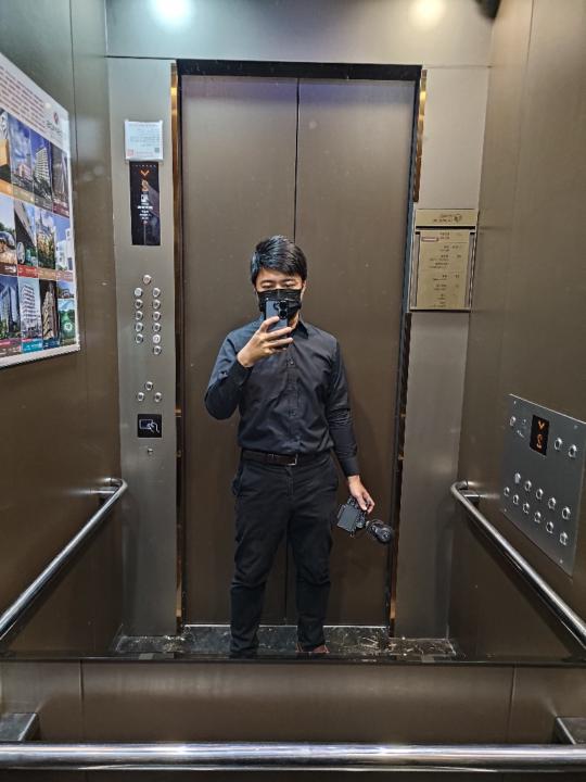 伯倫 張